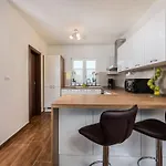 Villa Cosy In *