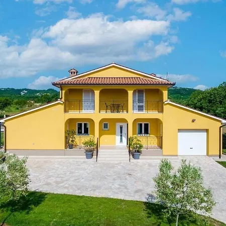 Cosy In Villa Potpićan